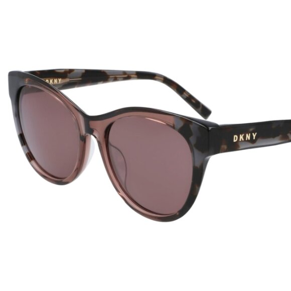 Dkny Accessories - 💎✨NEW WITH  TAG✨💎 DKNY DK533S Sunglasses